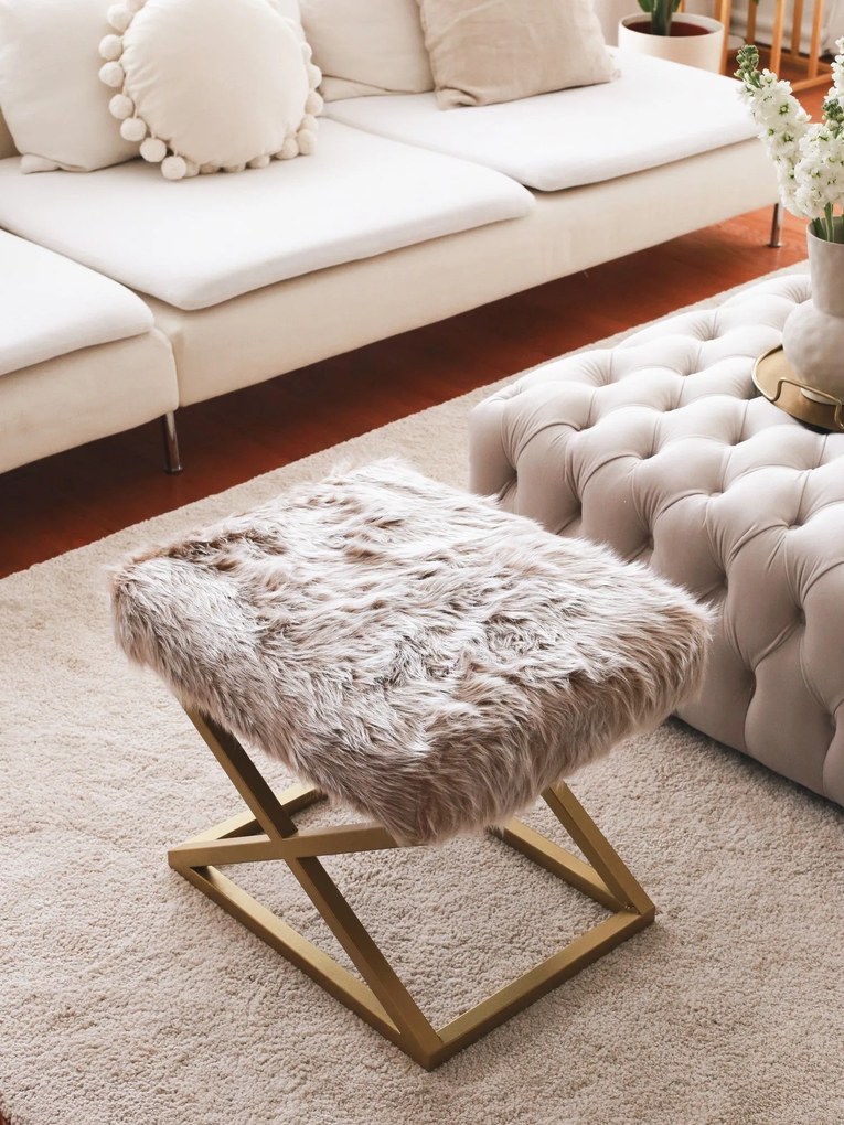 Pouffe Capraz – Castanho Dourado – 50x42x40 cm