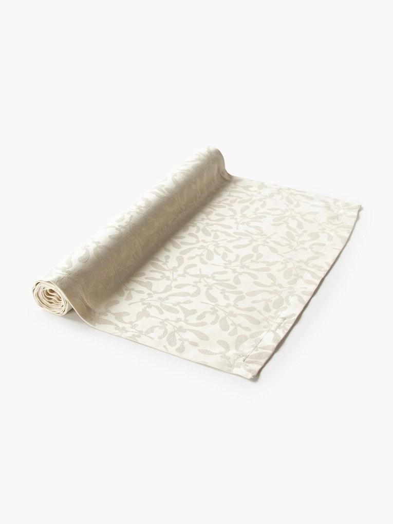 Table Runner Hollyn with a Wintry Motif