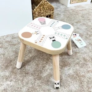 Autocolante para cadeira IKEA FLISAT - Homem pastel com animais