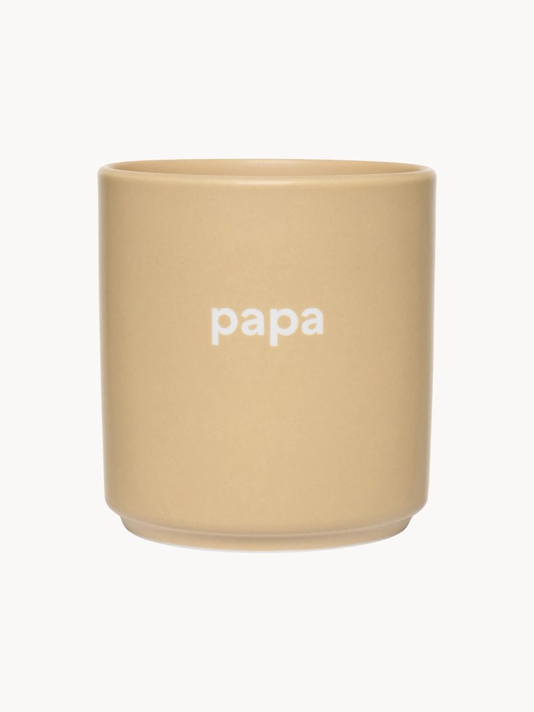 Caneca de design com inscrição Favourite PAPA