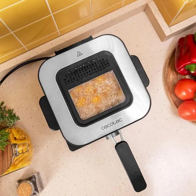 Fritadeira com óleo de 900 W, capacidade 1,5 L CleanFry Advance 1500 Inox, aço inoxidável, filtro OilClean, recipiente amovível, Tampa com janela