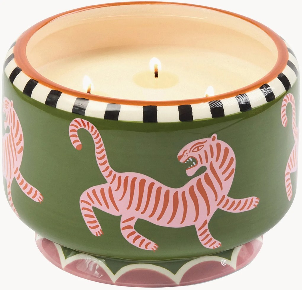 Vela perfumada em cerâmica Tiger (cedro negro, figo)