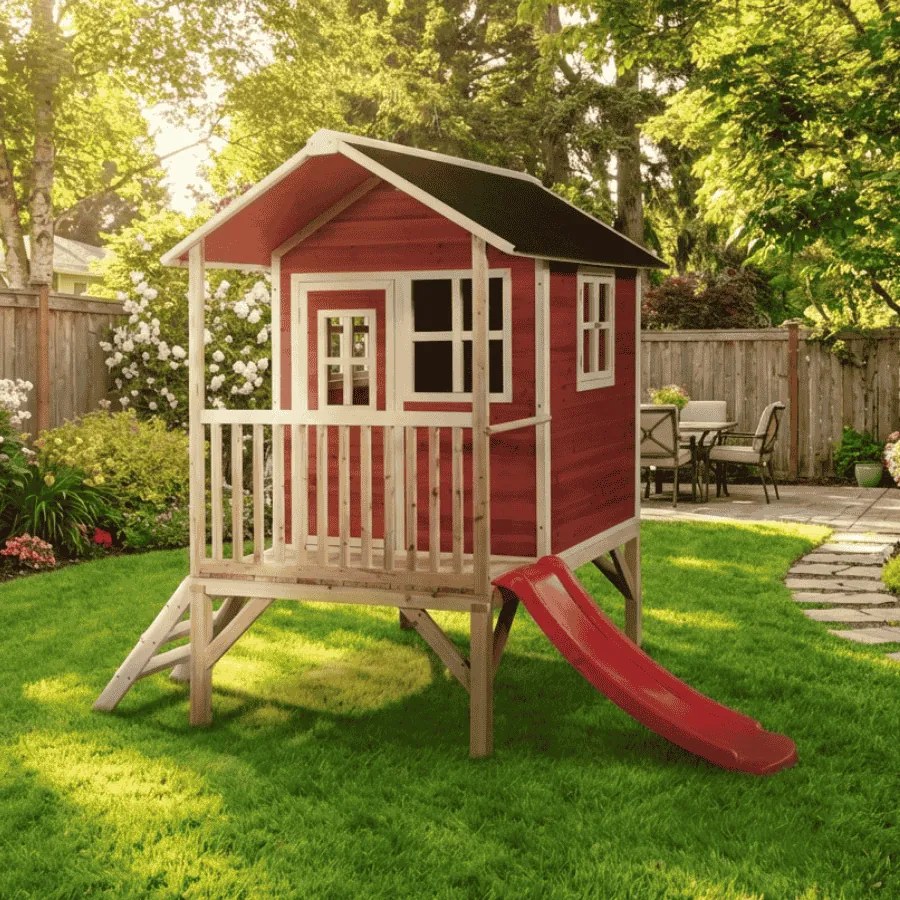 Casa de brincar infantil exterior para crianças Loft 300 em madeira com escorrega - Vermelha