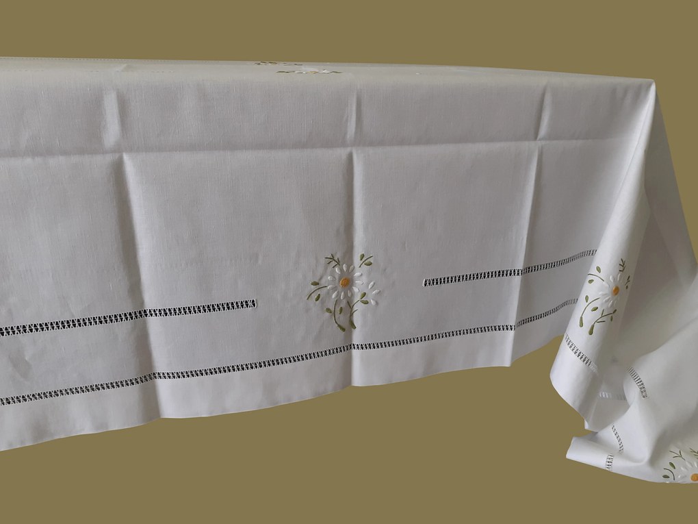 Toalha de mesa de linho bordada a mão - bordados da lixa: Pedido Fabricação 1 Toalha 175x320  cm ( Largura x comprimento )