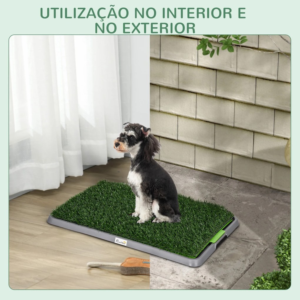 PawHut Resguardo de Treino para Cães com 2 Relvas Artificiais Sanitári