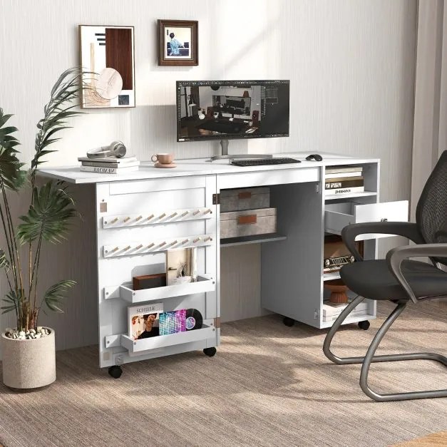 Armário de costura Mesa de costura dobrável com prateleiras, tabuleiros, ganchos, secretária para máquina de costura com 6 rodas bloqueáveis Branco