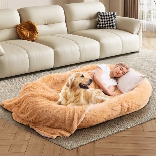 Cama de dormir lavável e fofa em pele sintética para animais de estimação e adultos com almofada 171 x 115 x 25 cm Castanho