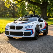 Carro elétrico infantil BMW M6 GT3 12V,Pneus EVA, Assento em pele sintetica Branco