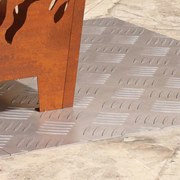 2 pcs de Placas de Alumínio Antiderrapantes com Estrias 60x50 cm