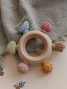 Anel de dentição sensorial em silicone madeira