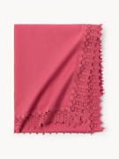 Toalha de mesa com acabamento em renda Flavia