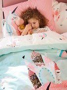 Conjunto capa de edredon + fronha de almofada para menina, tema Unicórnios mágicos azul claro liso com motivo