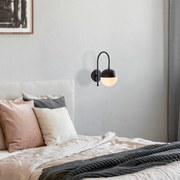 **** Aplique de Parede Karsor – Preto e Branco – 15 x 25 cm
**