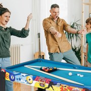 Conjunto de Jogos para crianças 12 em 1 com mesa de hóquei em ar, mesa matraquilhos, mesa de ténis de mesa, xadrez, bowling e shuffleboard 121 x 105 x