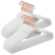Cabides de veludo SONGMICS, conjunto de 50 cabides para roupas, antiderrapantes, com barra de gravata e gancho em ouro rosa, economizam espaço, 0,6 cm de espessura, 43,5 cm de comprimento, para vestidos e calças, branco CRF021W02