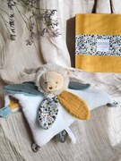 Boneco-doudou pétala, 27 cm, boh'aim - DOUDOU ET COMPAGNIE amarelo