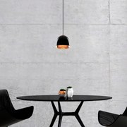 Chandelier Mugo – Preto e Dourado – 17 x 17 cm