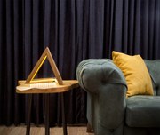 **** Candeeiro de Mesa KN01 – Castanho – 33 x 33 x 31 cm

**