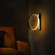 Aplique de Parede Halka – Preto – Diâmetro 30 cm, Profundidade 50 cm