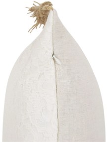 Conjunto de 2 almofadas decorativas creme com relevo 45 x 45 cm AZALEA Beliani