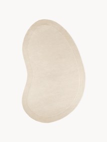 Tapete em lã artesanal com forma orgânica Kadey