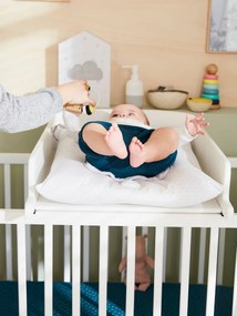 Agora -25%: Superfície de mudas universal para cama de bebé branco