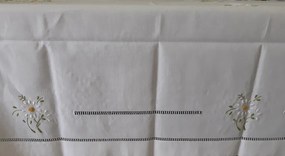 Toalha de mesa de linho bordada a mão - bordados da lixa: Pedido Fabricação 1 Toalha 140x300  cm ( Largura x comprimento )