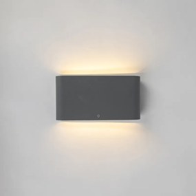 Candeeiro de parede exterior cinzento escuro 17,5 cm com LED IP65 - Batt Moderno