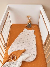 Contorno de berço, Pequeno Nómada castanho medio estampado