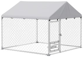 Canil Exterior com Toldo 2x2x1,54 m para Cães (CASOTA NÃO INCLUIDA) em Aço Galvanizado com Suporte para Comida Giratório e Ajustável Prata