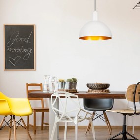 Candeeiro Suspenso Sivani – Branco e Dourado – Diâmetro 30 cm, Altura