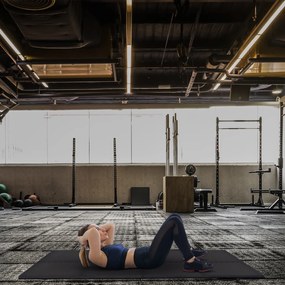 HOMCOM Tapete Puzzle de Ginástica 60x60x1,2cm Tapete Protetor de Chão de Borracha EVA de 2,16m² para Fitness Academia Pilates Preto