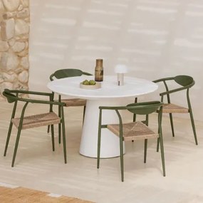 Conjunto De Mesa Redonda Ø120 Cm Em Cimento Noemi E 4 Cadeiras De Jardim Empilháveis Com Apoios De Braços Em Alumínio E Rattan S Branco - Sklum