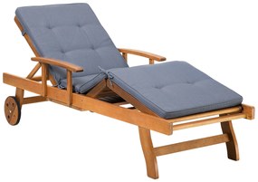 Espreguiçadeira reclinável em madeira de acácia e almofada azul JAVA Beliani