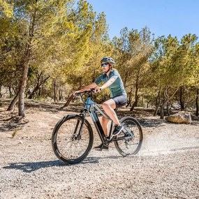 Bicicleta elétrica de montanha Mountain Avanti 29", com autonomia de 120 km, 10 velocidades e freio a disco duplo hidráulico Tektro.