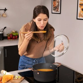 Panela Polka Fantasy 28 Pot Golden Diâmetro 28 cm, capacidade 7,1 l, alumínio forjado, revestimento antiaderente Platinum Plus Teflon, livre PFOA, ade