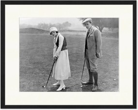 Fotografia emoldurada Couple Golf, vários tamanhos