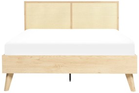 Cama de casal em rattan cor de madeira clara 140 x 200 cm MONPAZIER Beliani