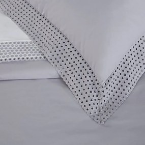 Roupa de cama Bordada - Solari cor cinza: Cinzento 1 capa P/ edredão fecha com fecho / Zip - 260x240 cm (largura  x comprimento )  + 2 fronhas 50x70 cm  fecha com pala interna