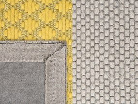 Tapete em lã amarela e cinzenta 140 x 200 cm AKKAYA Beliani