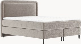 Cama divã em veludo artesanal Salvi, H4
