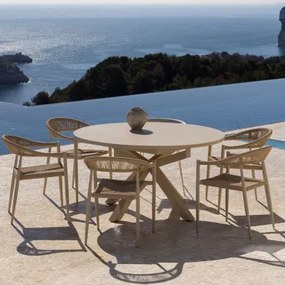 Set De Mesa Extensível Barces 145-200x145 Cm E 6 Cadeiras De Jardim Empilháveis Com Apoios De Braços Em Alumínio Amatria Tapioca Bege - Sklum