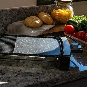 Grelhador eléctrico Tasty&Grill 2500 RockWater MixGrill. 2150 W, revestimento antiaderente, superfície mista, termóstato regulável, lavável na máquina