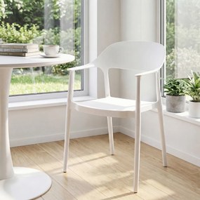 Cadeira de jantar em plástico com encosto curvo, braços e assento amplo; para uso interior e exterior, na sala, terraço ou jardim branca