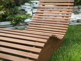 Espreguiçadeira de jardim em madeira de acácia BRESCIA Beliani