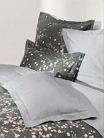 Capa de edredão em cetim de algodão com padrão floral Sakura