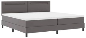 Cama Box com colchão cinza, 200x200 cm, em couro sintético.