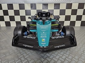 Carro elétrico para crianças ASTON MARTIN FORMULA 1 24V, Assento pele, Pneus Borracha, 4 Motores, Luzes
