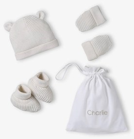 Conjunto gorro, luvas/mitenes e sapatinhos em algodão bio e bolsa personalizável cru