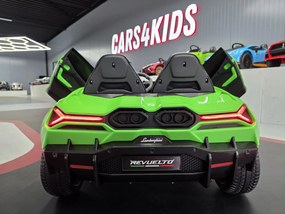 Carro elétrico infantil  Lamborghini Revuelto de 24 V, 2 Lugares com Pneus EVA, controlo remoto 2.4G Assento de couro VERDE